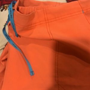 Carhartt women’s coral scrub pants size 2XL petite